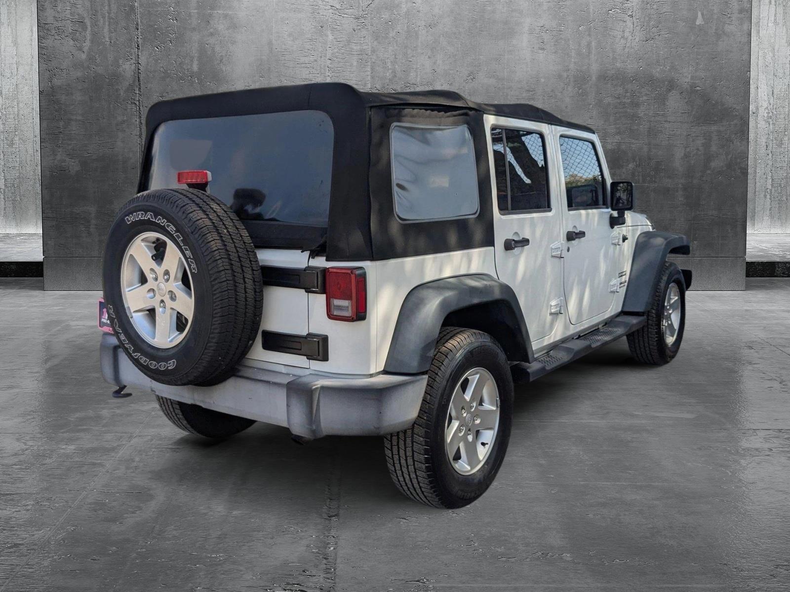 2016 Jeep Wrangler Unlimited Vehicle Photo in MIAMI, FL 33134-2699