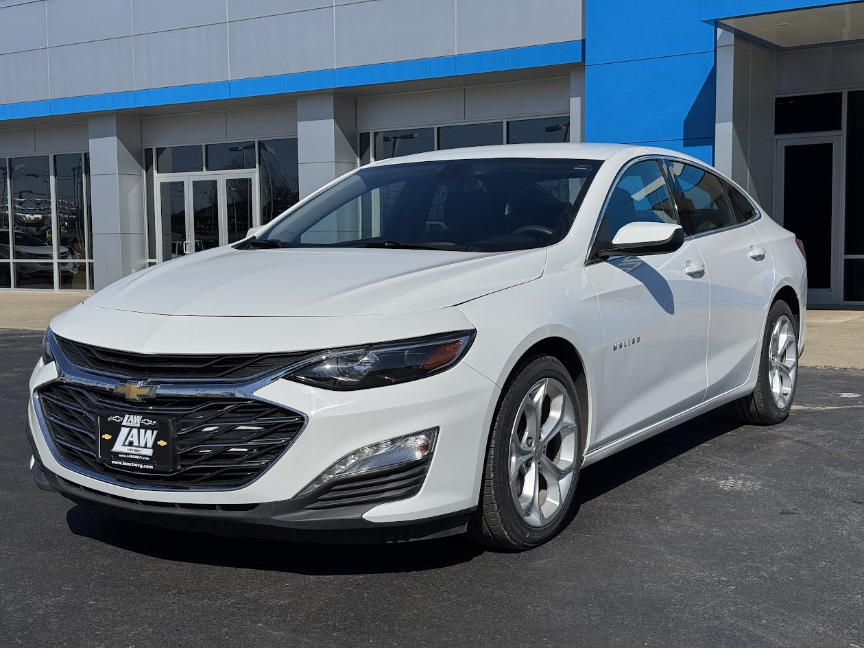 2022 Chevrolet Malibu Vehicle Photo in BOONVILLE, IN 47601-9633