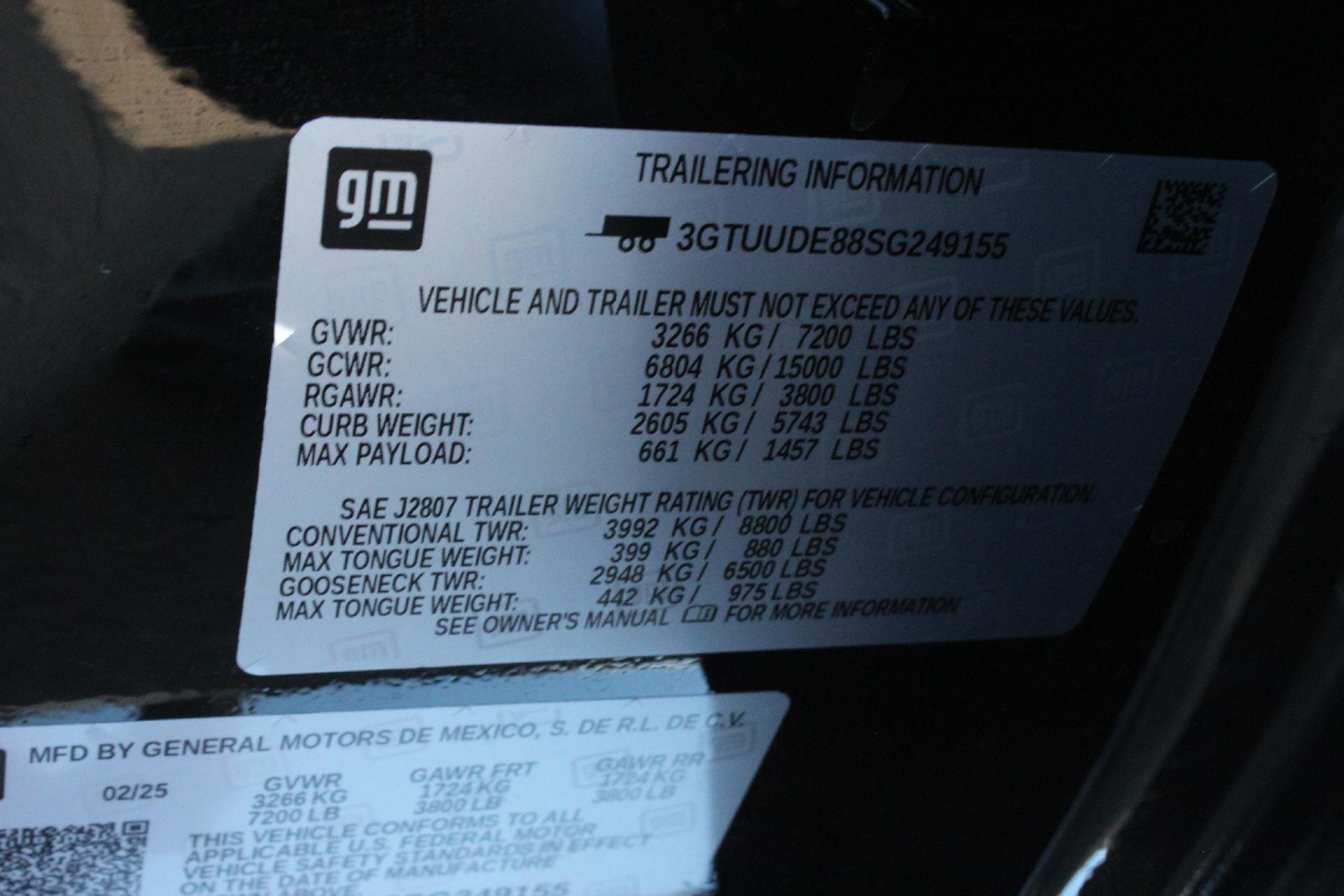 2025 GMC Sierra 1500 Vehicle Photo in AURORA, CO 80012-4011