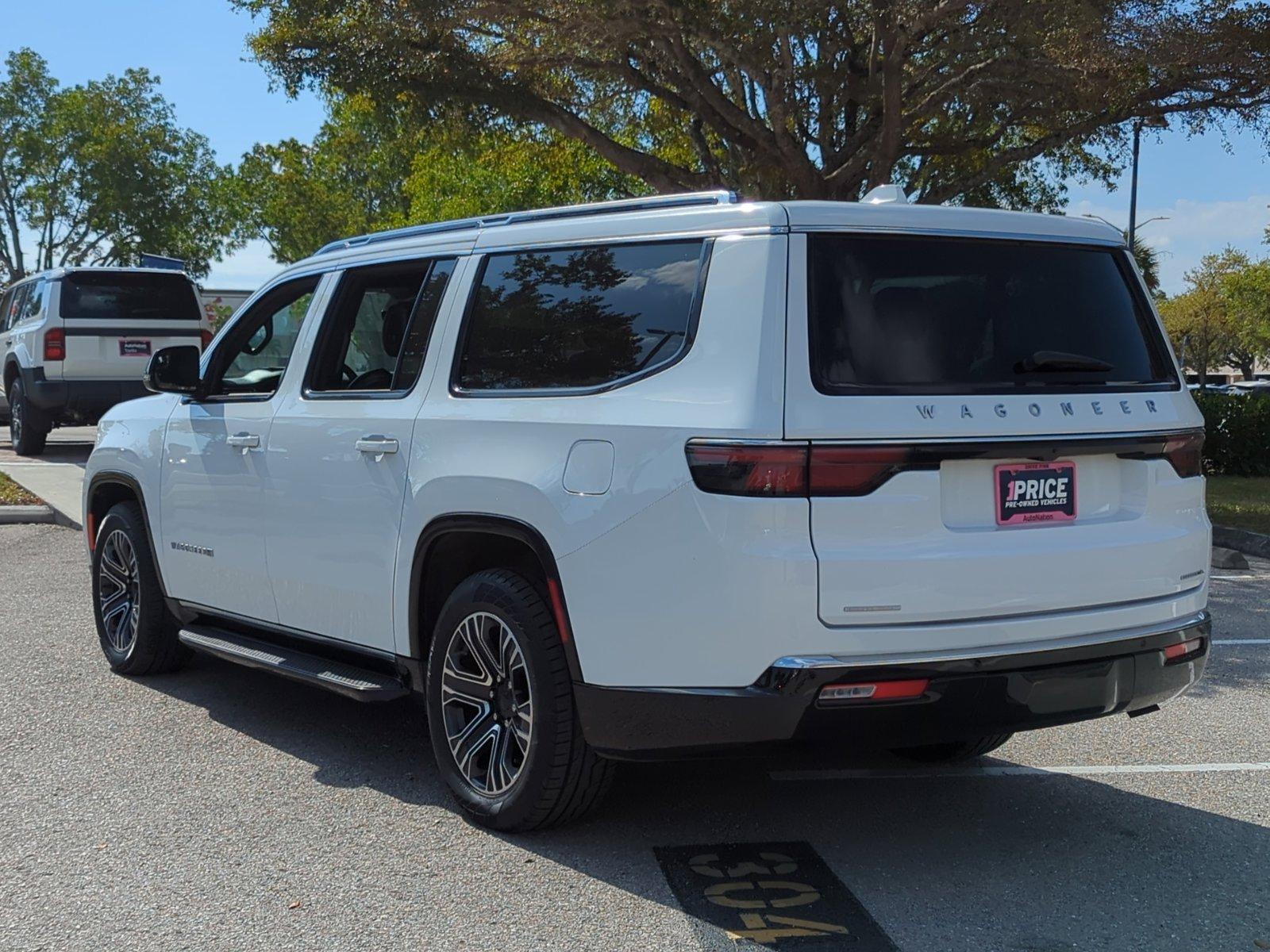 2023 Jeep Wagoneer L Vehicle Photo in Ft. Myers, FL 33907