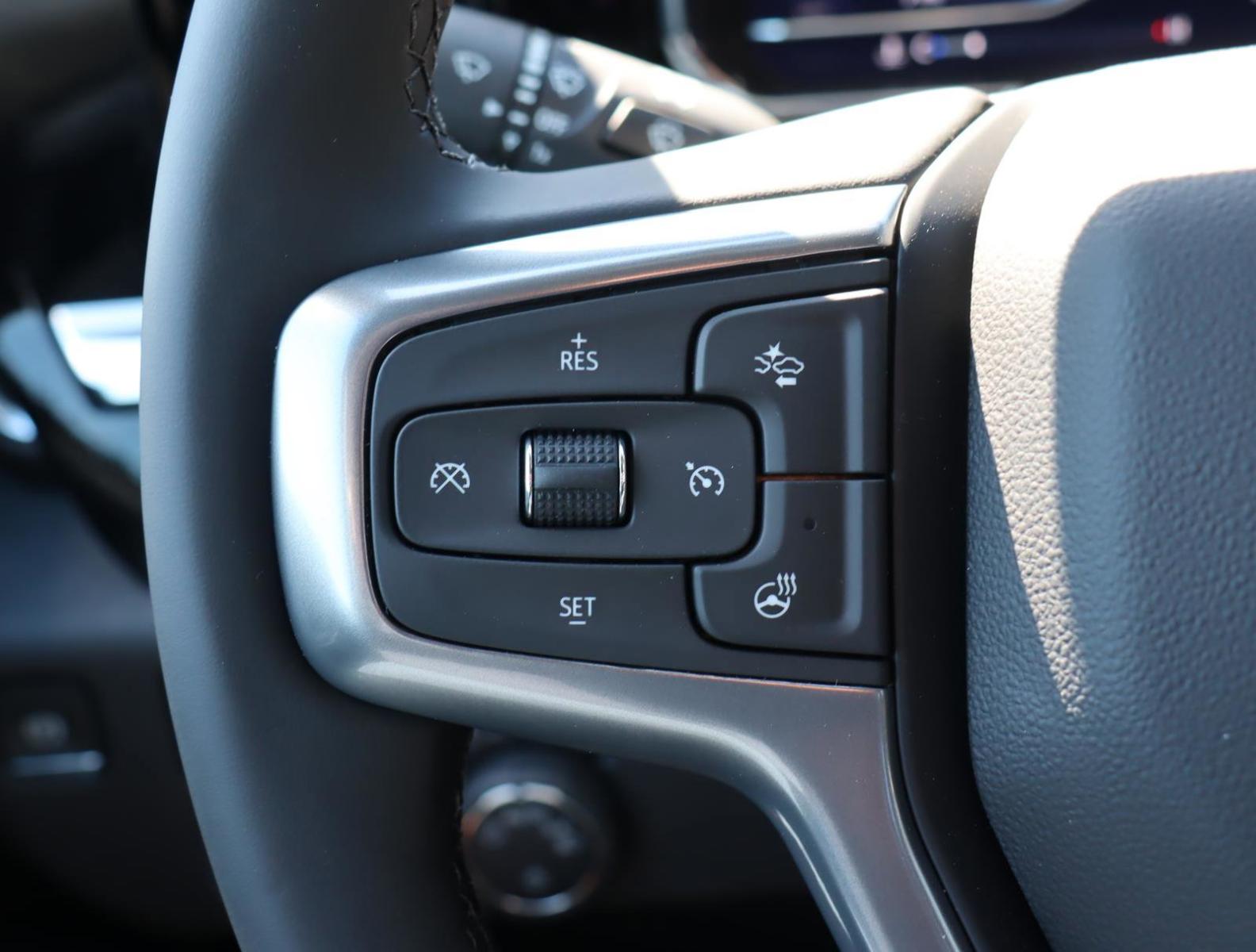 2025 Chevrolet Silverado 1500 Vehicle Photo in LOS ANGELES, CA 90007-3794