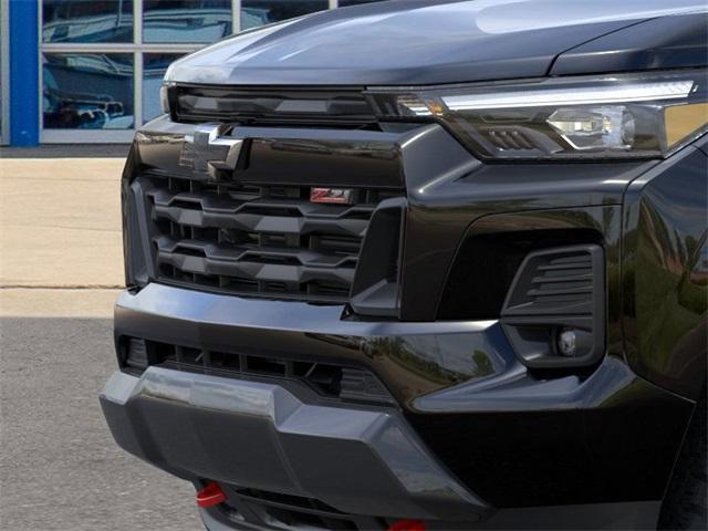 2025 Chevrolet Colorado Vehicle Photo in ENGLEWOOD, CO 80113-6708