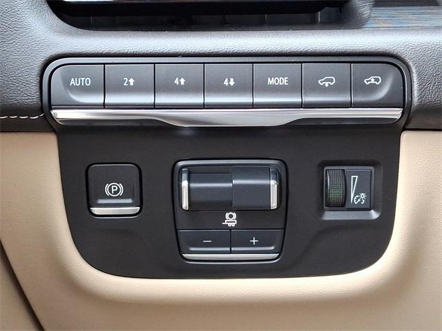 2024 Cadillac Escalade Vehicle Photo in ALLENTOWN, PA 18103-7399
