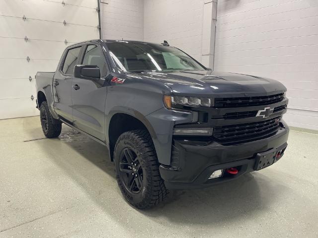 Used 2021 Chevrolet Silverado 1500 LT Trail Boss with VIN 1GCPYFED8MZ407992 for sale in Rogers, Minnesota