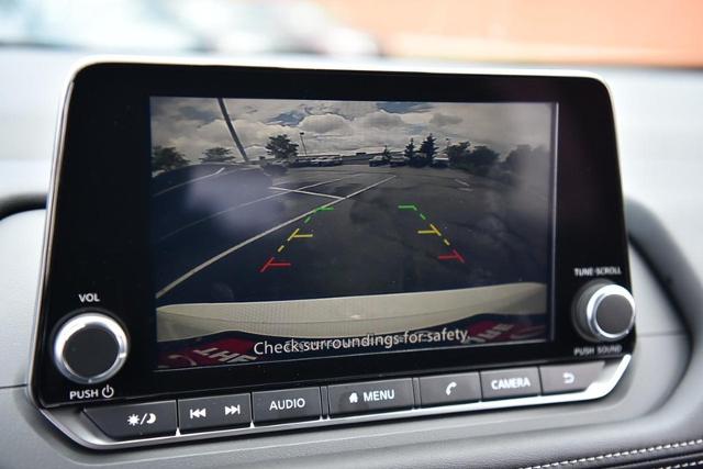 2025 Nissan Rogue Vehicle Photo in Ballwin, MO 63011