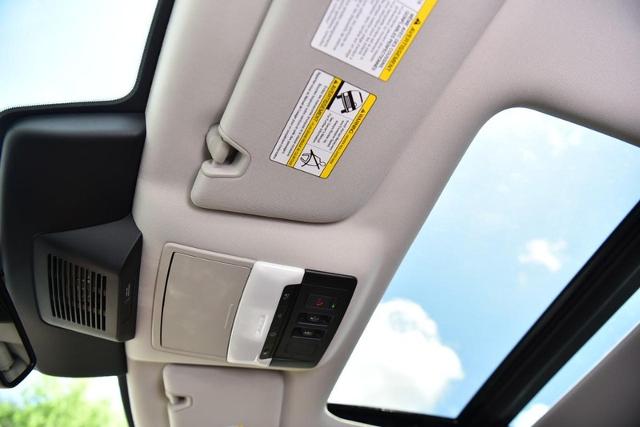 2025 Nissan Pathfinder Vehicle Photo in Ballwin, MO 63011