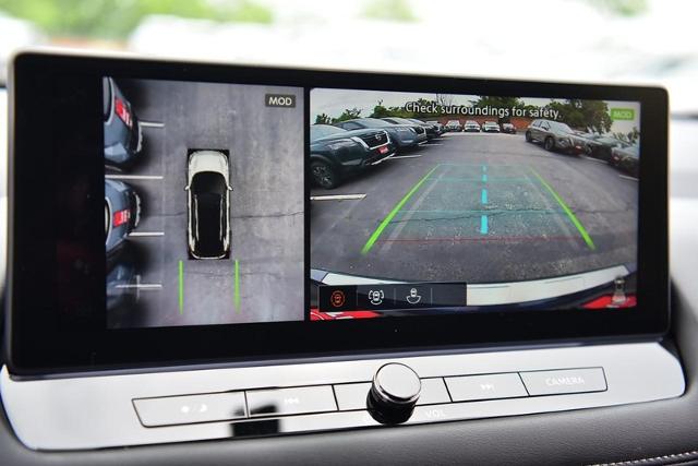 2025 Nissan Rogue Vehicle Photo in Ballwin, MO 63011