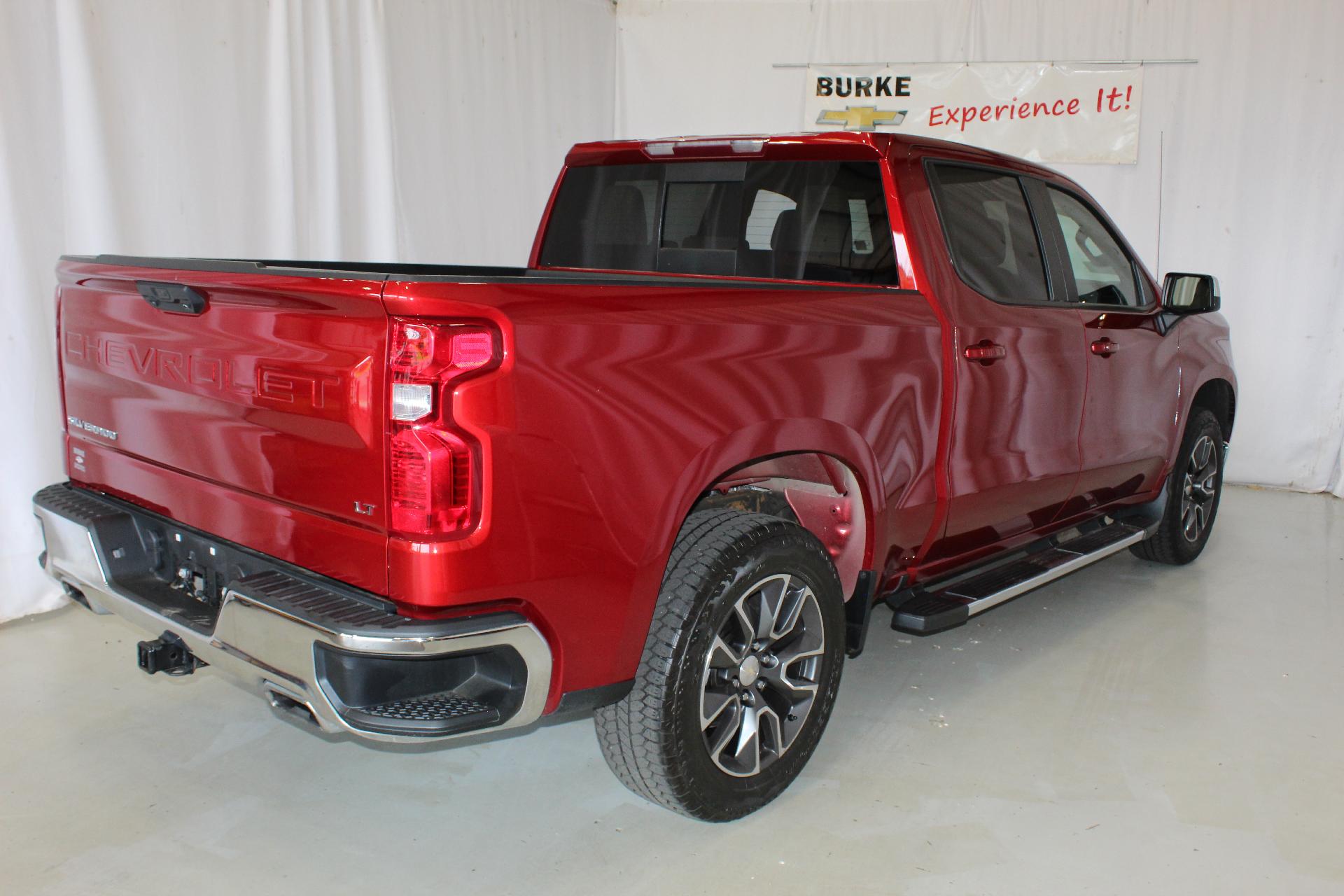 2022 Chevrolet Silverado 1500 Vehicle Photo in NORTHAMPTON, MA 01060-1120