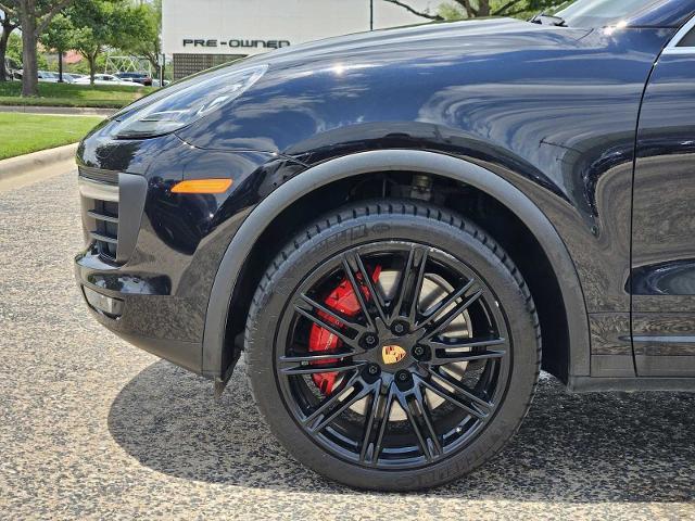 2017 Porsche Cayenne Vehicle Photo in FORT WORTH, TX 76132