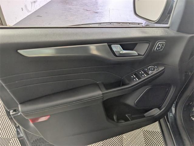 2022 Ford Escape Vehicle Photo in ENGLEWOOD, CO 80113-6708