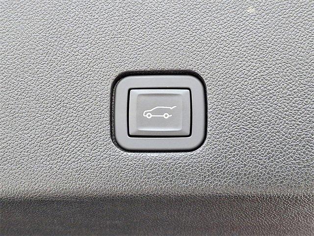 2024 Cadillac XT6 Vehicle Photo in ALLENTOWN, PA 18103-7399