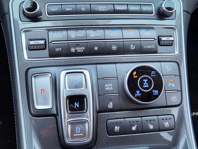 2021 Hyundai SANTA FE Hybrid Vehicle Photo in DENTON, TX 76210-9321