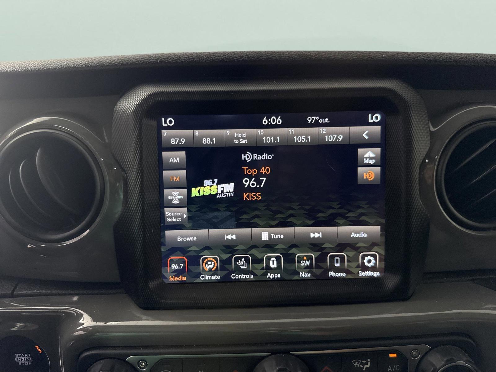 2021 Jeep Gladiator Vehicle Photo in Georgetown, TX 78626