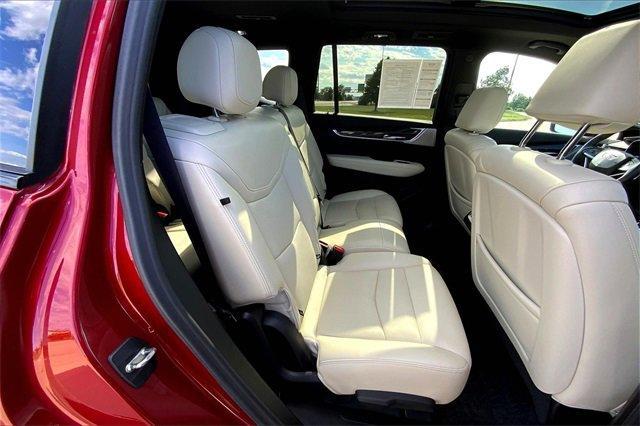 2024 Cadillac XT6 Vehicle Photo in TOPEKA, KS 66609-0000