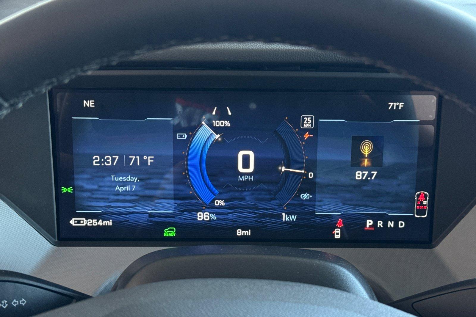 2027 Chevrolet Bolt RS - Photo 22