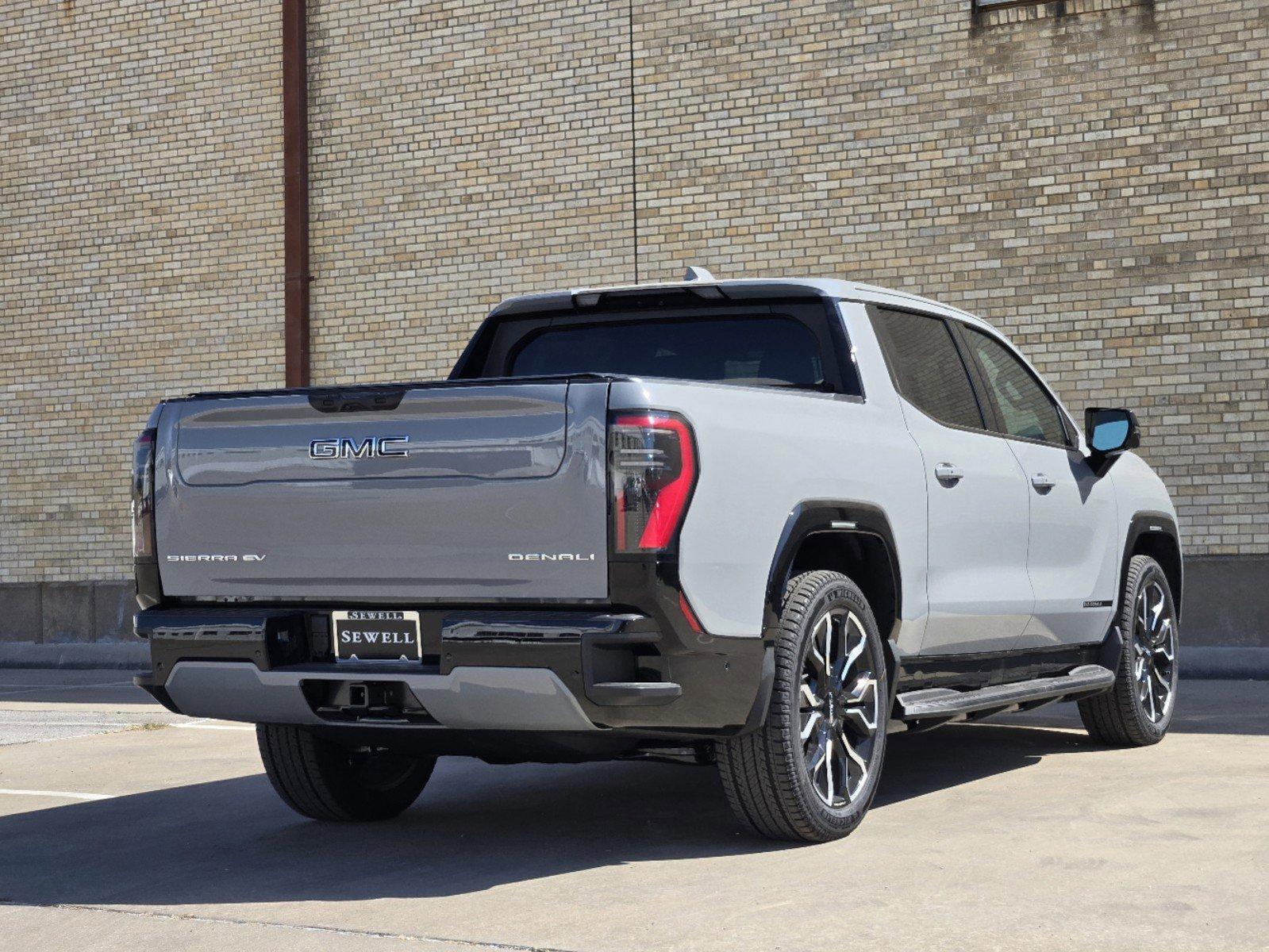 2024 GMC Sierra EV Vehicle Photo in DALLAS, TX 75209-3016