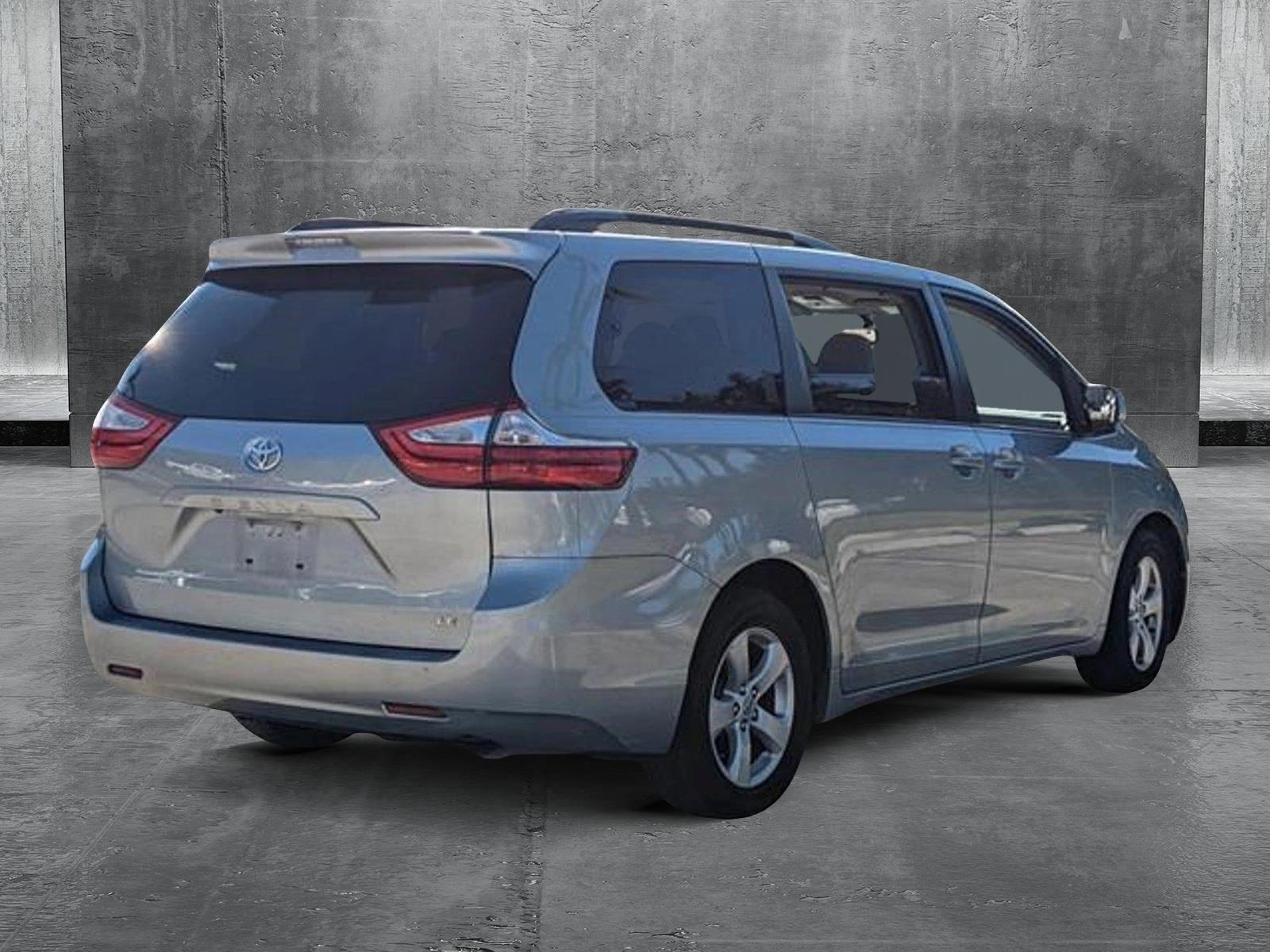 2015 Toyota Sienna Vehicle Photo in Ft. Myers, FL 33907