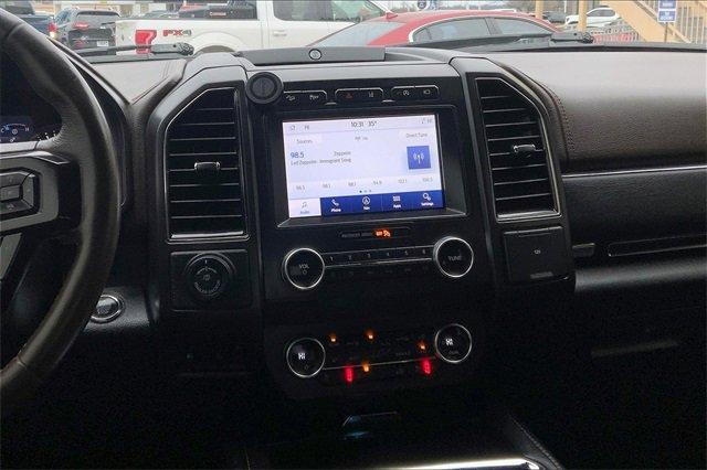 2020 Ford Expedition Vehicle Photo in TOPEKA, KS 66609-0000