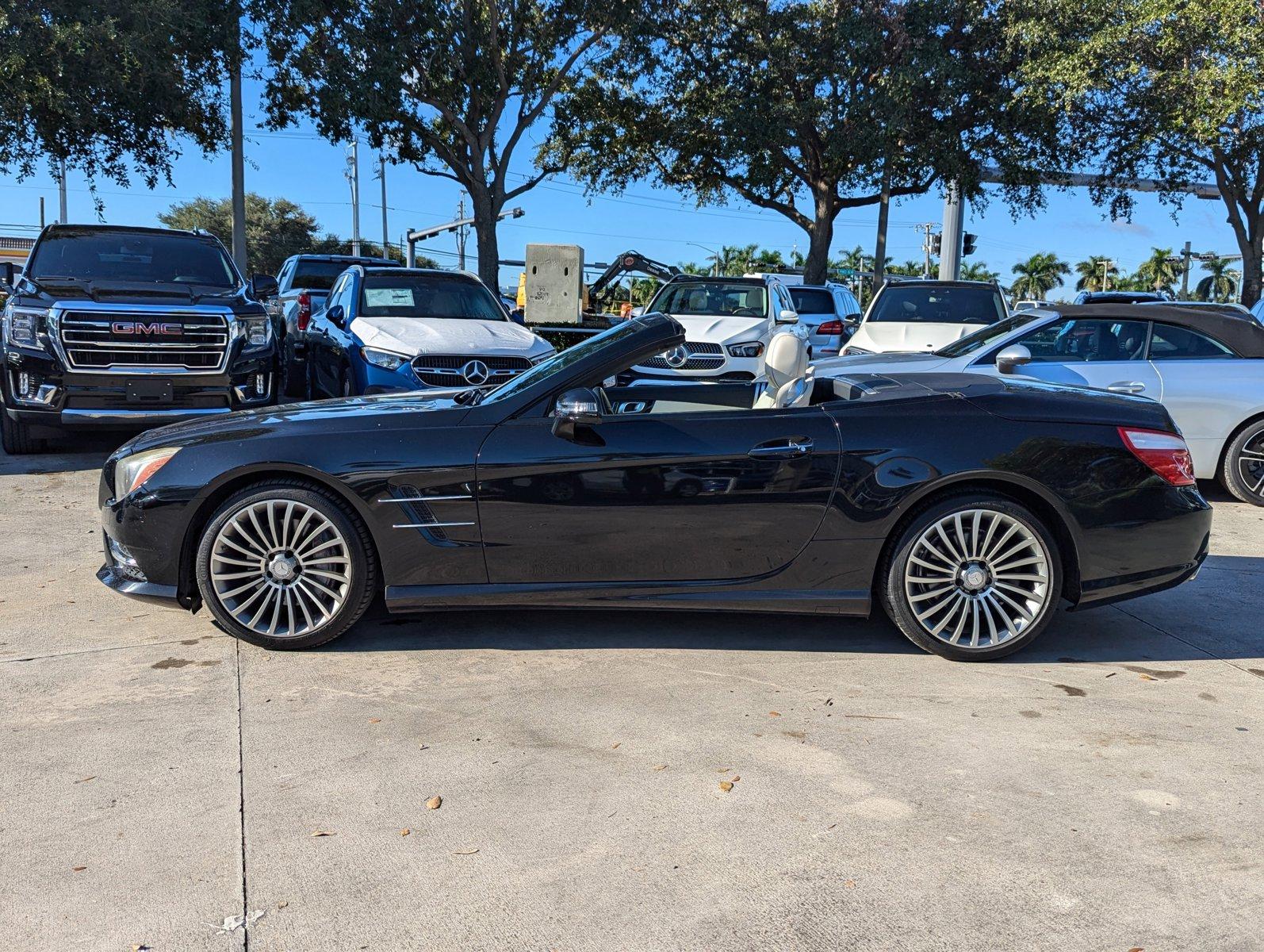 2016 Mercedes-Benz SL Vehicle Photo in MIAMI, FL 33172-3015