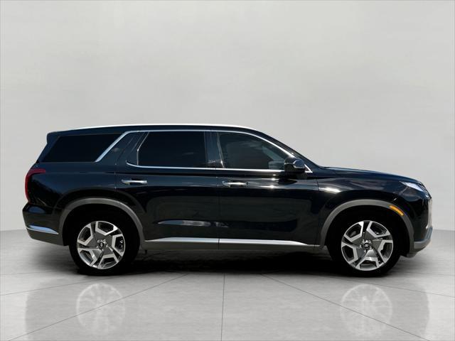 2025 Hyundai PALISADE Vehicle Photo in Green Bay, WI 54304