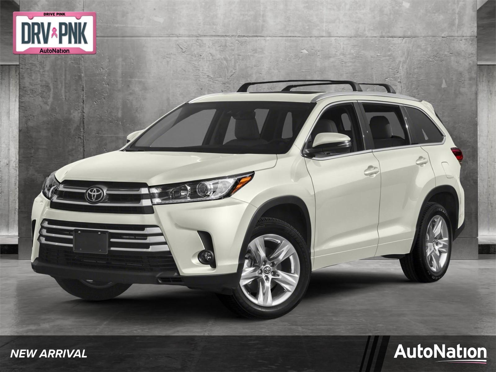 2019 Toyota Highlander Vehicle Photo in Clearwater, FL 33761