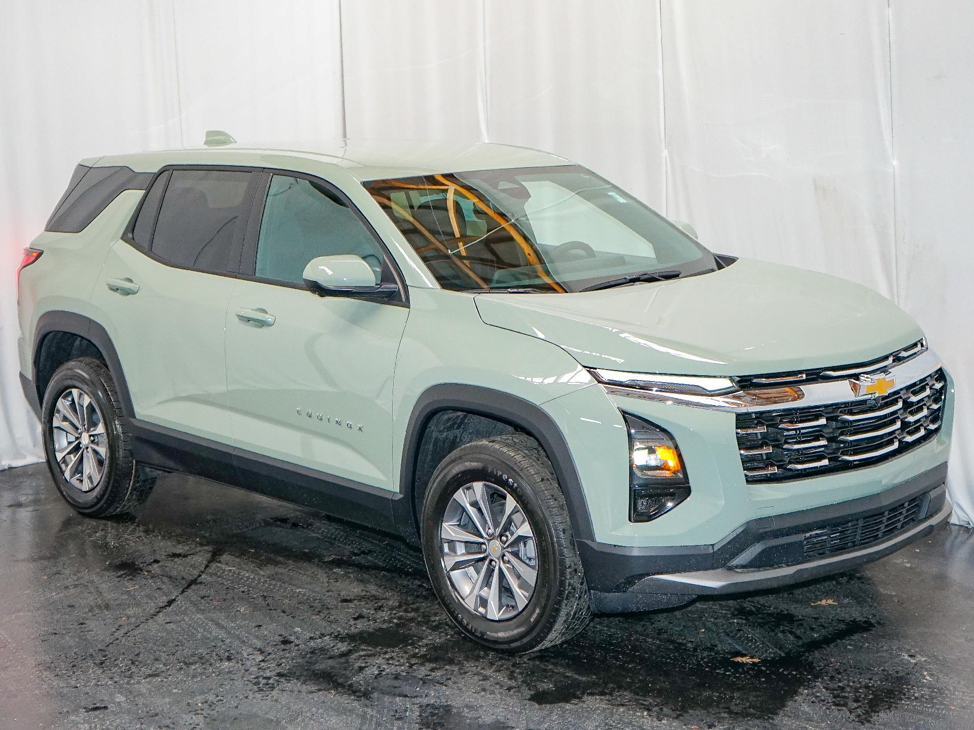 2025 Chevrolet Equinox Vehicle Photo in SMYRNA, DE 19977-2874