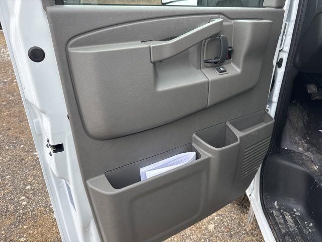 2025 GMC Specialty Vehicle Vehicle Photo in MEDINA, OH 44256-9631
