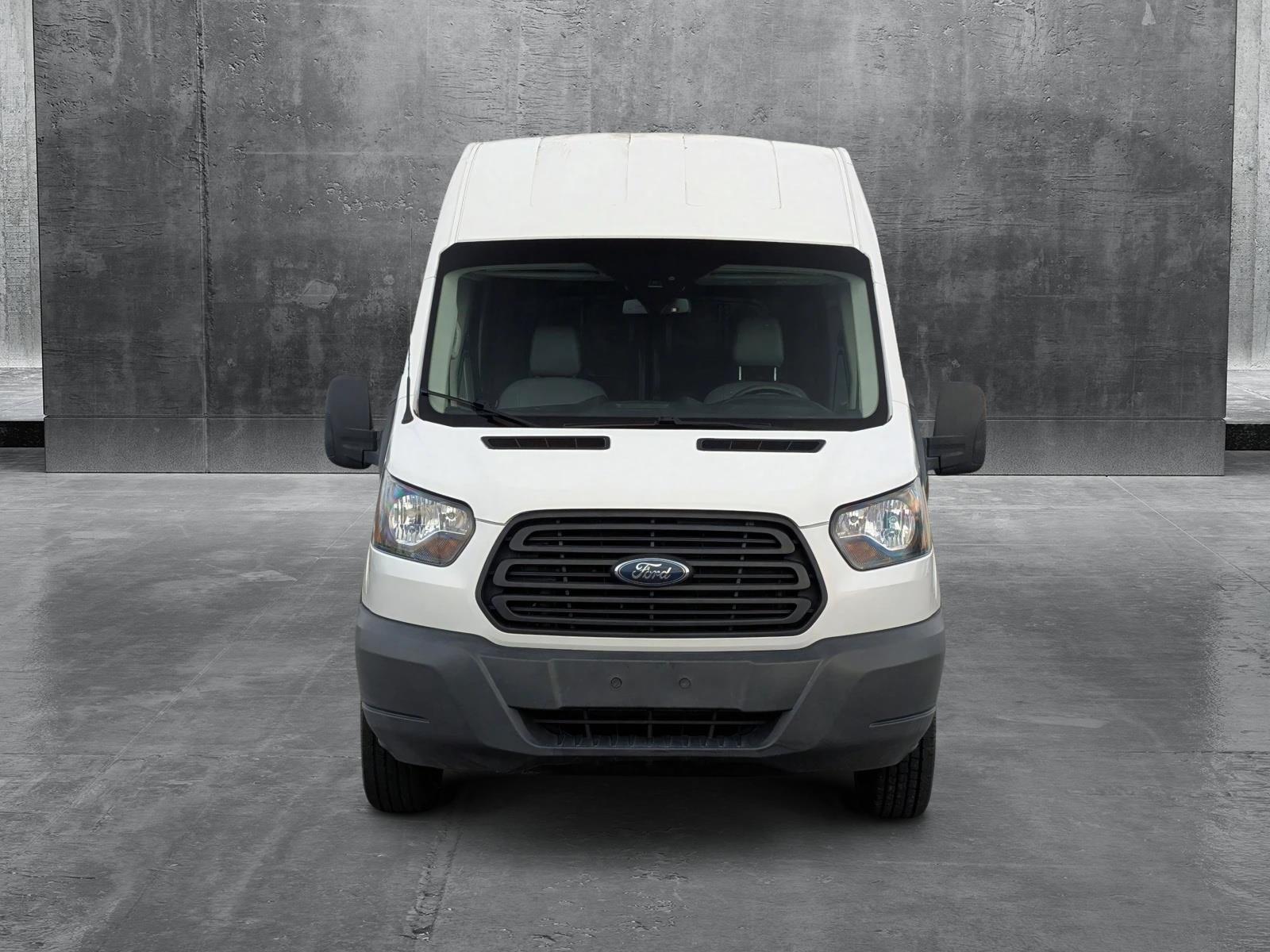 2018 Ford Transit Van Vehicle Photo in St. Petersburg, FL 33713