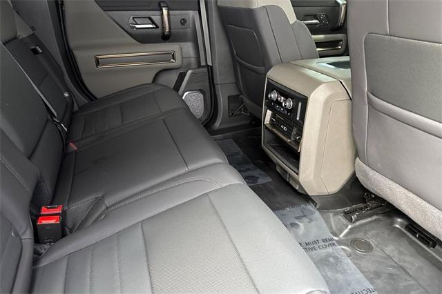 2024 GMC HUMMER EV Pickup Vehicle Photo in ELK GROVE, CA 95757-8703