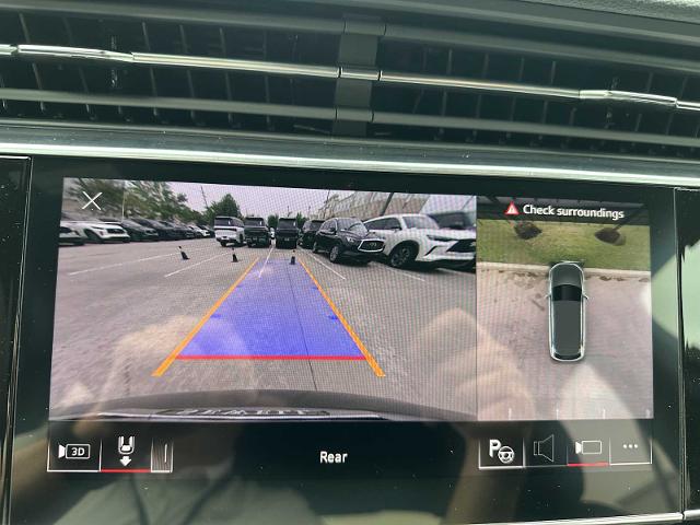 2025 Audi Q7 Vehicle Photo in HOUSTON, TX 77090