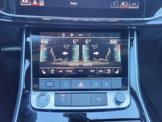 2025 Audi Q7 Vehicle Photo in HOUSTON, TX 77090