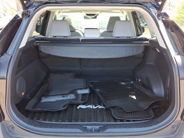 2021 Toyota RAV4 Hybrid Vehicle Photo in DANBURY, CT 06810-5034