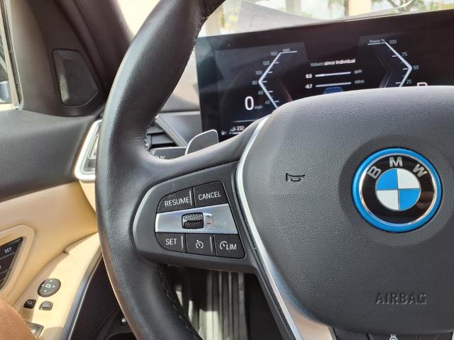 2024 BMW 330e Vehicle Photo in Tampa, FL 33612