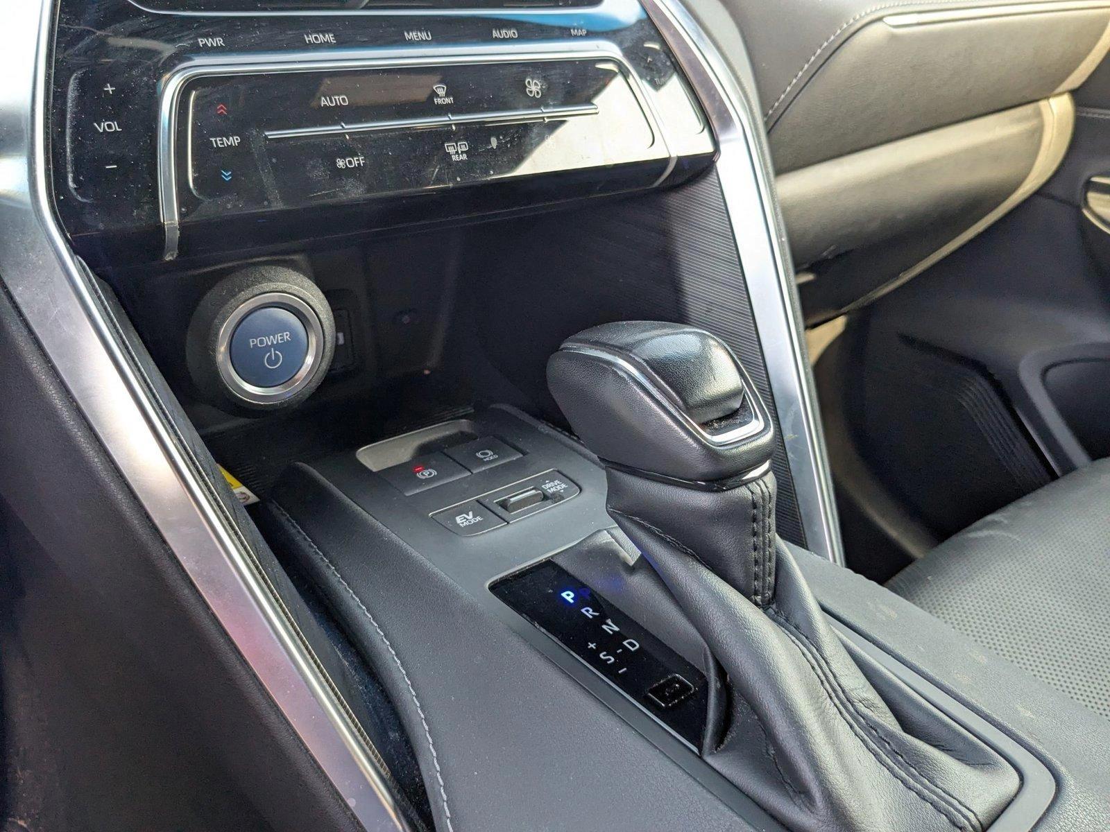 2021 Toyota Venza Vehicle Photo in St. Petersburg, FL 33713