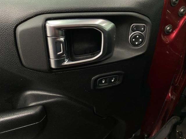 2021 Jeep Gladiator Vehicle Photo in Appleton, WI 54913