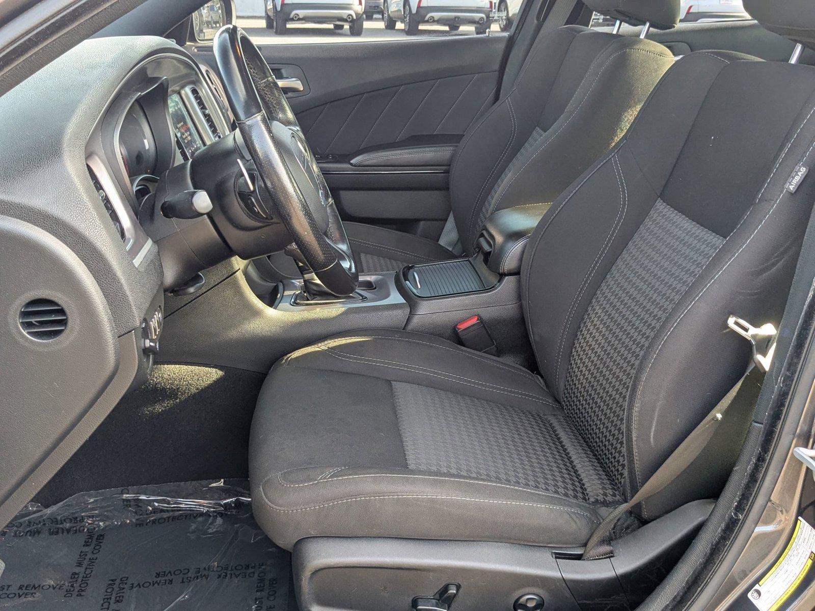 2019 Dodge Charger Vehicle Photo in St. Petersburg, FL 33713