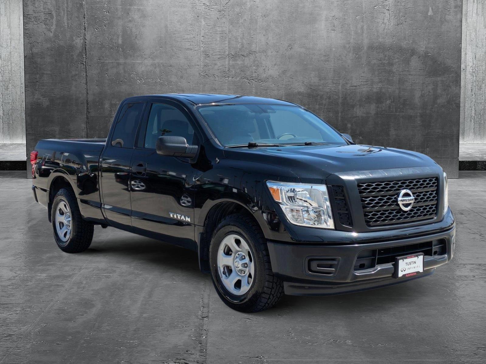 2017 Nissan Titan Vehicle Photo in Tustin, CA 92782