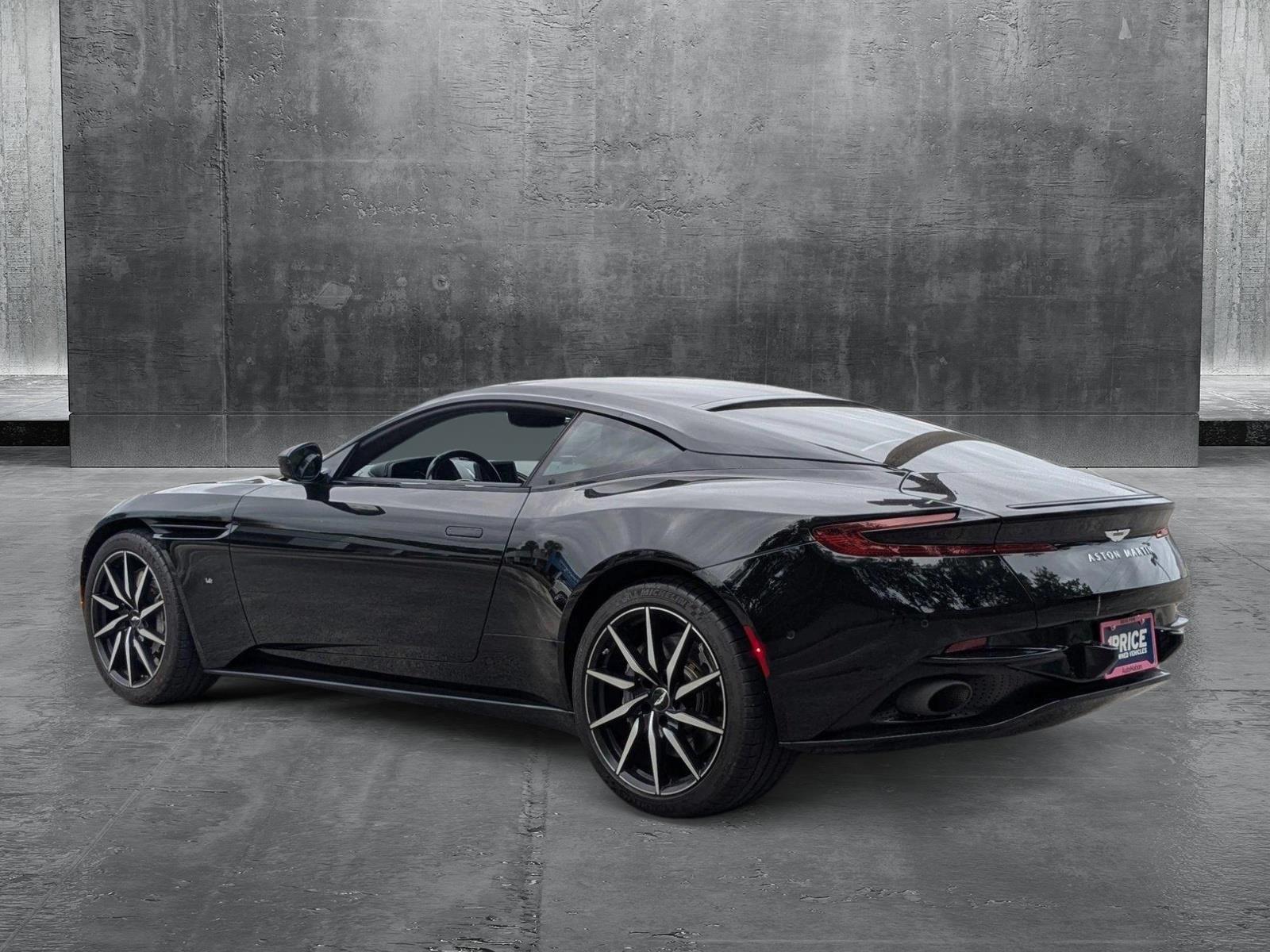 2017 Aston Martin DB11 Vehicle Photo in Fort Lauderdale, FL 33316