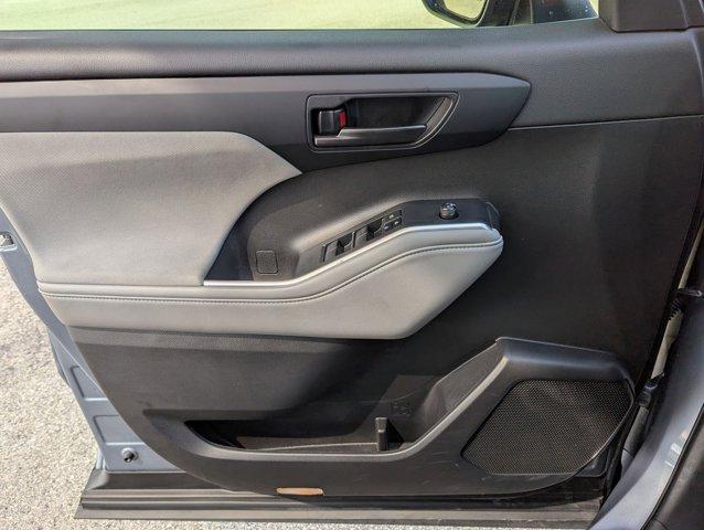 2022 Toyota Highlander Vehicle Photo in San Antonio, TX 78230