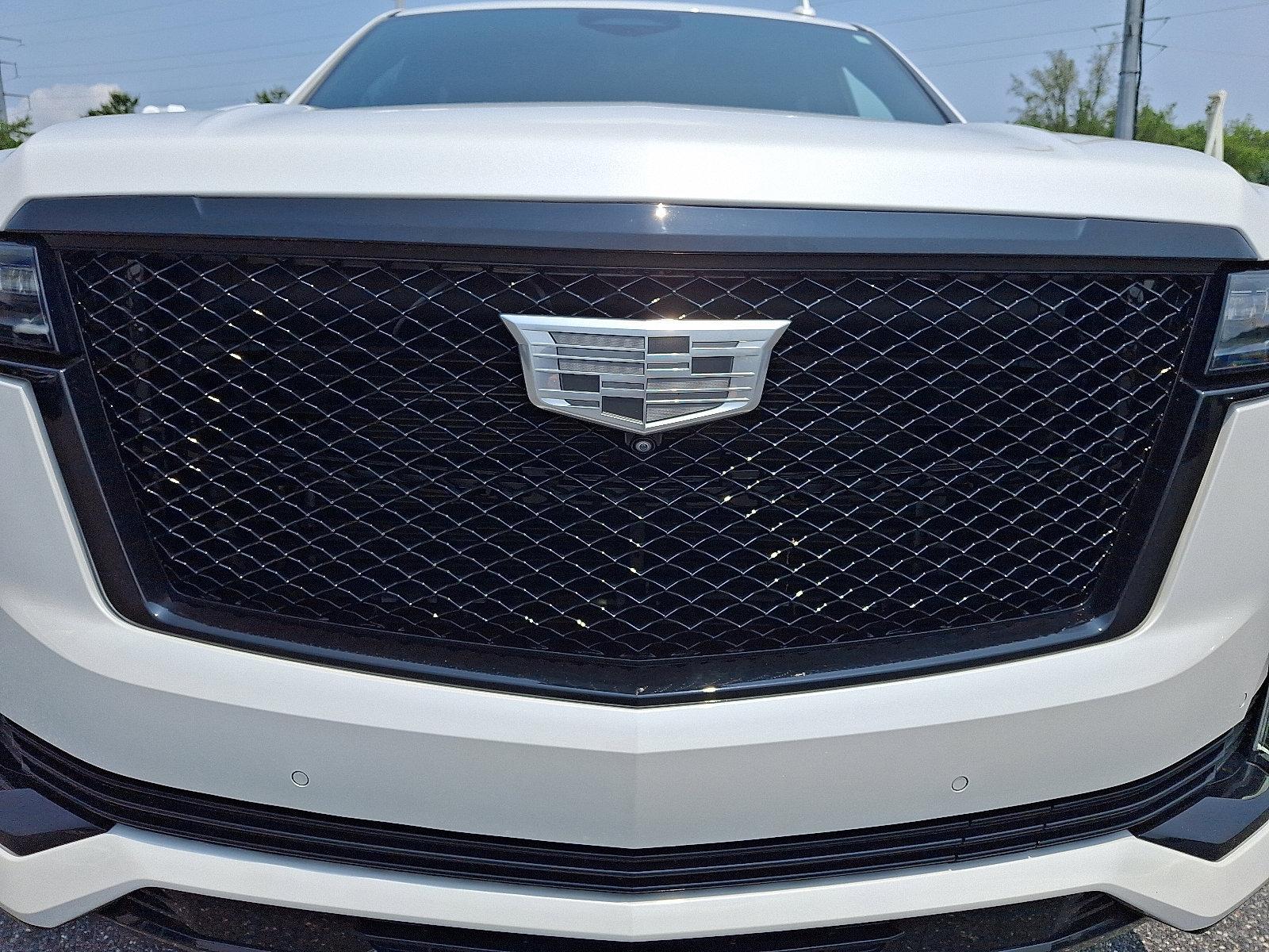 2021 Cadillac Escalade Vehicle Photo in BETHLEHEM, PA 18017-9401