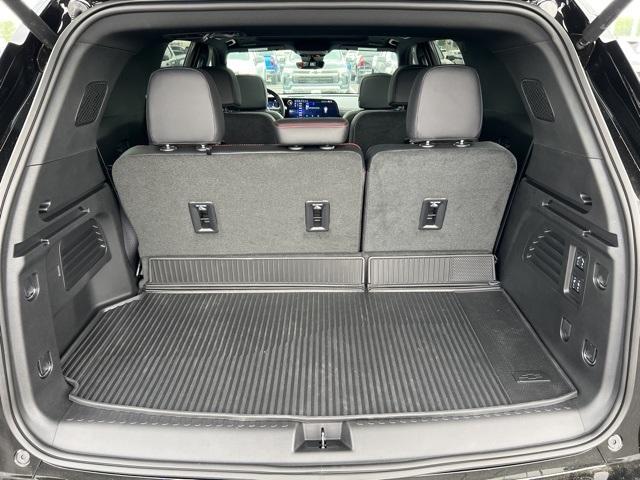 2025 Chevrolet Traverse Vehicle Photo in GREEN BAY, WI 54304-5303