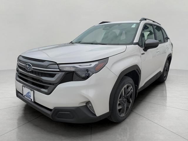 2025 Subaru Forester Vehicle Photo in Green Bay, WI 54304