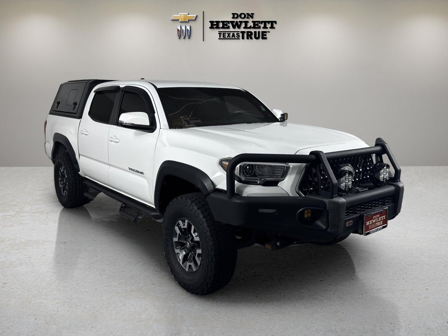 2018 Toyota Tacoma Vehicle Photo in GEORGETOWN, TX 78626-7508