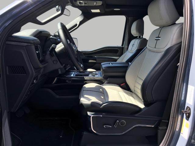 2023 Ford F-150 Lightning Vehicle Photo in GREEN BAY, WI 54303-3330