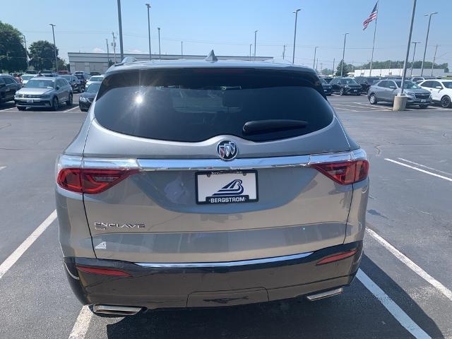 2024 Buick Enclave Vehicle Photo in GREEN BAY, WI 54304-5303