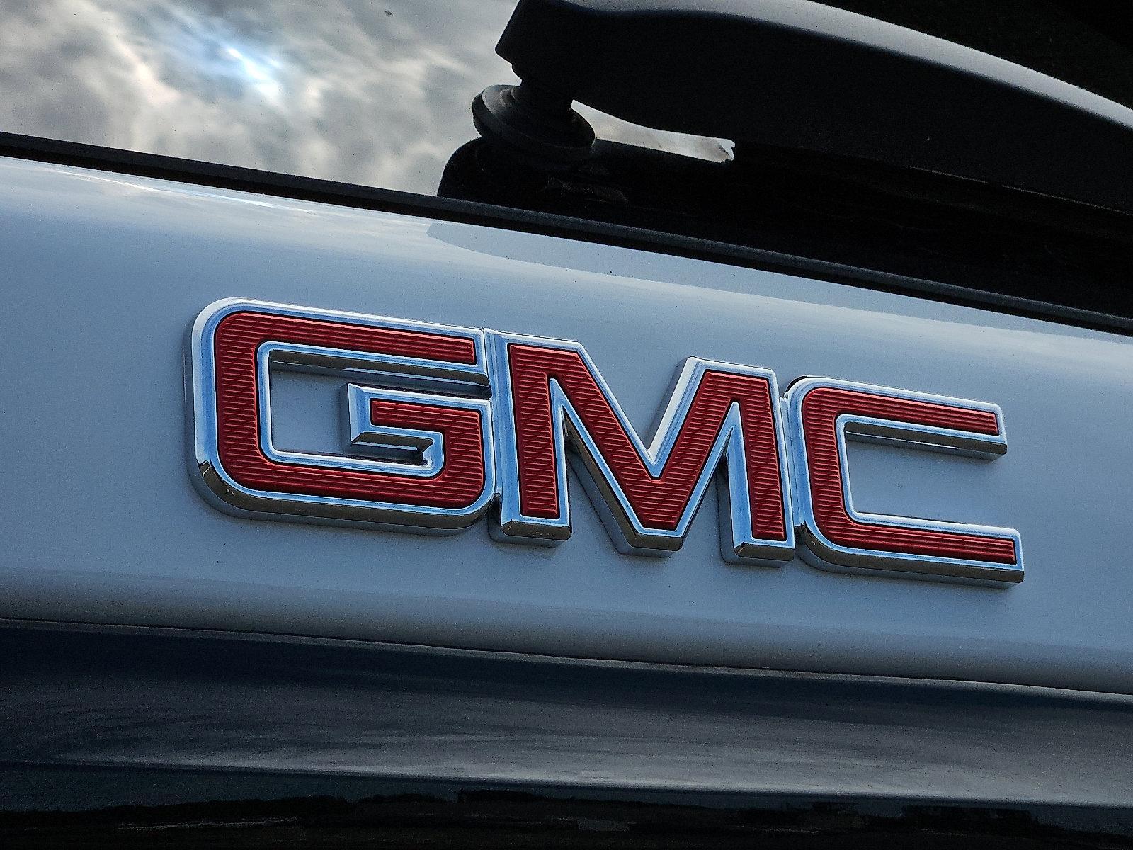 2021 GMC Terrain Vehicle Photo in Trevose, PA 19053