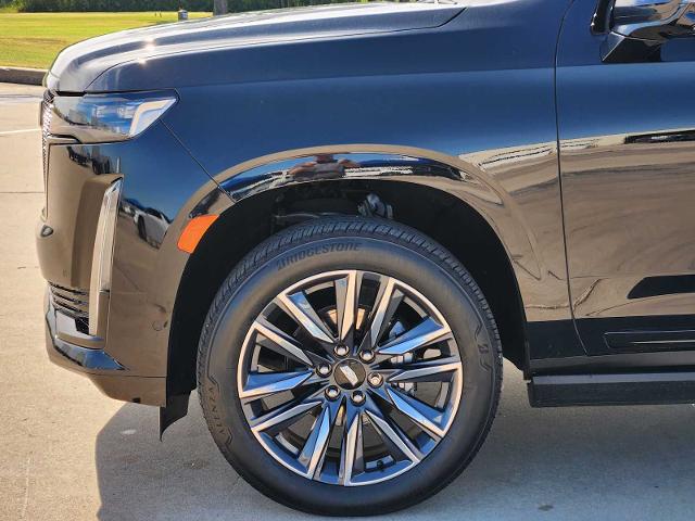 2022 Cadillac Escalade Vehicle Photo in DENTON, TX 76210-9321