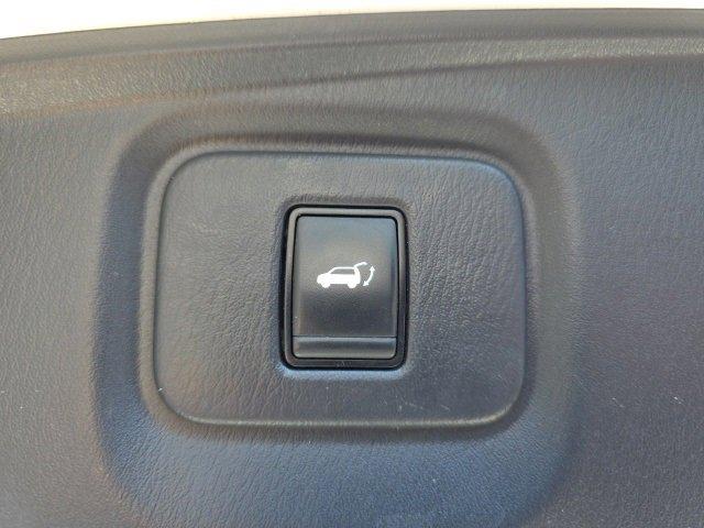 2018 Nissan Pathfinder Vehicle Photo in Harrisburg, PA 17111-1033
