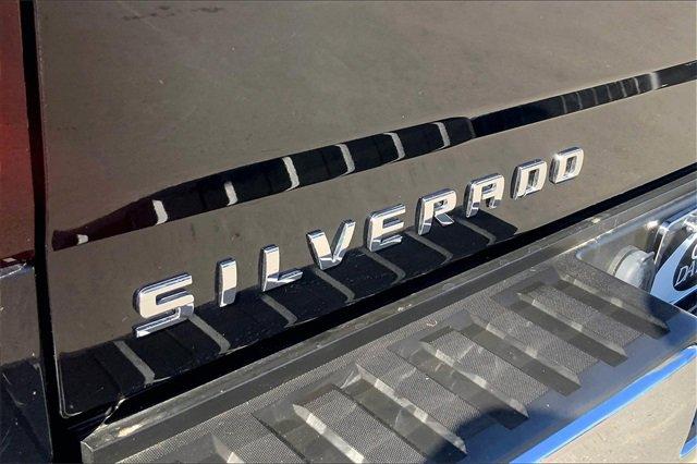 2018 Chevrolet Silverado 1500 Vehicle Photo in KANSAS CITY, MO 64114-4545