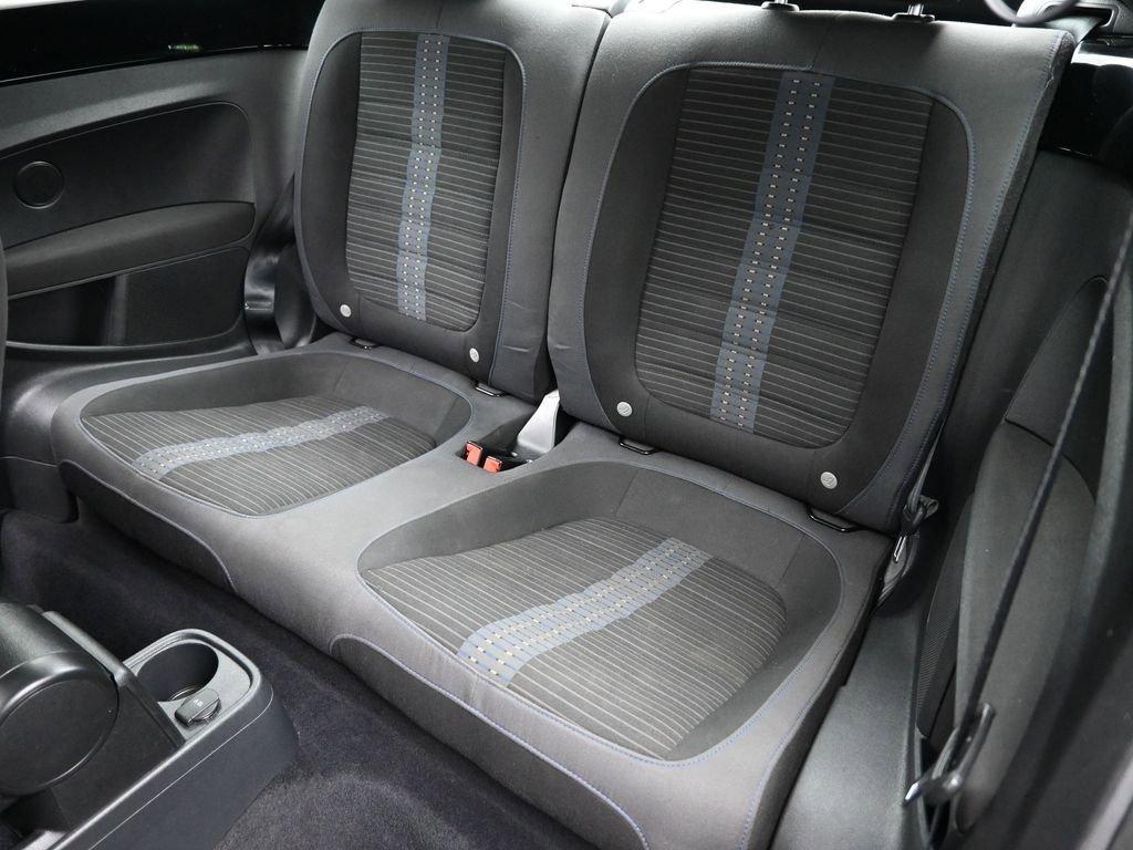 2013 Volkswagen Beetle Coupe Vehicle Photo in Marion, IA 52302